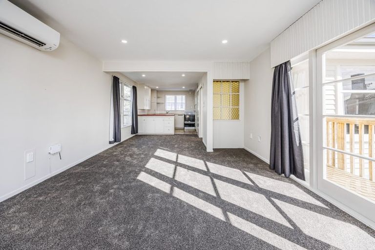 Photo of property in 53b Rollerson Street, Papakura, 2110