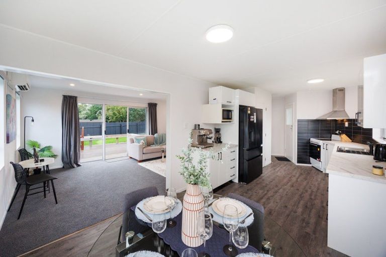 Photo of property in 12 Capri Place, Awapuni, Palmerston North, 4412