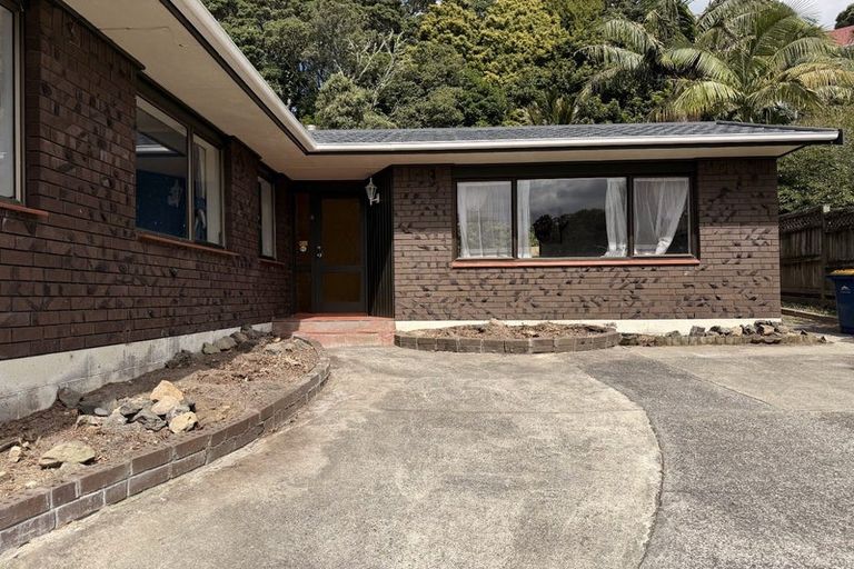 Photo of property in 2/35 Palliser Lane, Browns Bay, Auckland, 0630