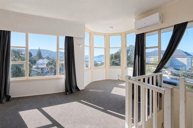 Photo of property in 14 Rodrigo Road, Kilbirnie, Wellington, 6022