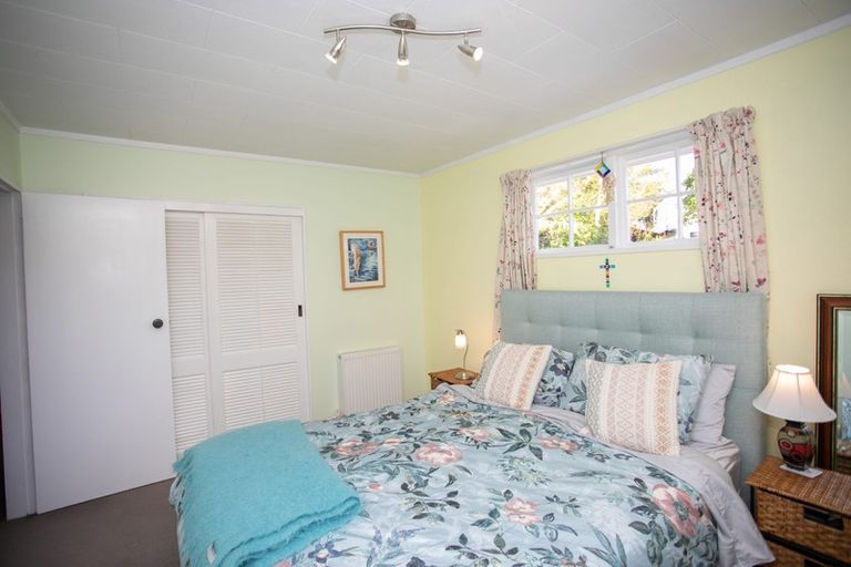 Photo of property in 1a Gloucester Street, Silverstream, Upper Hutt, 5019
