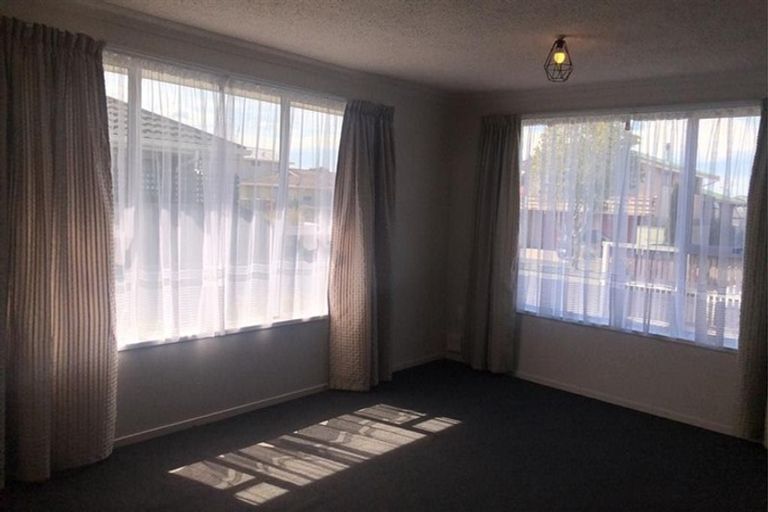 Photo of property in 1/21 Staffa Street, Woolston, Christchurch, 8062