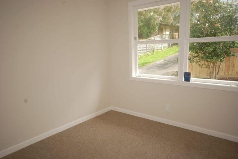 Photo of property in 100 Oakdale Road, Mount Roskill, Auckland, 1041