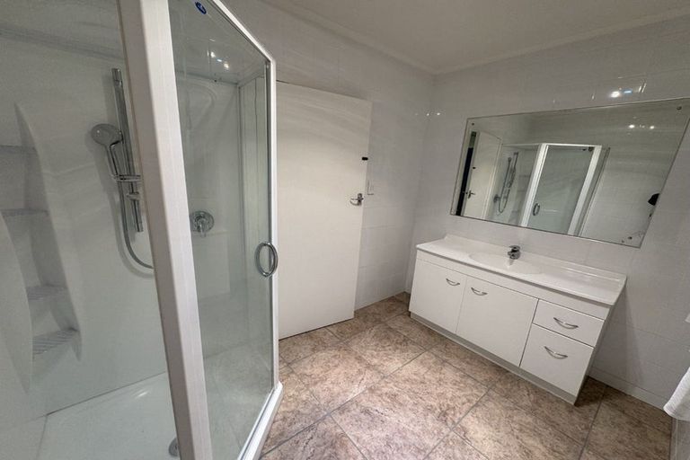 Photo of property in 6 Oxford Street, Taradale, Napier, 4112