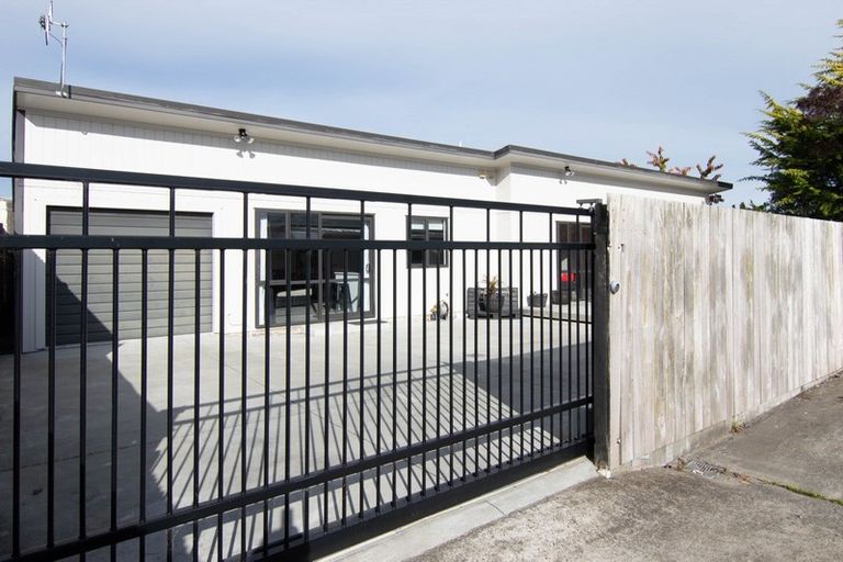 Photo of property in 172a Tremaine Avenue, Westbrook, Palmerston North, 4412