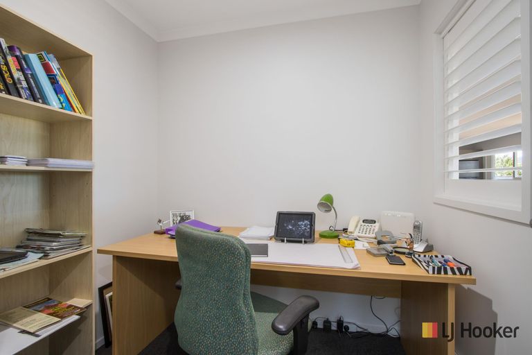 Photo of property in 38 Noble Johnston Drive, Katikati, 3129