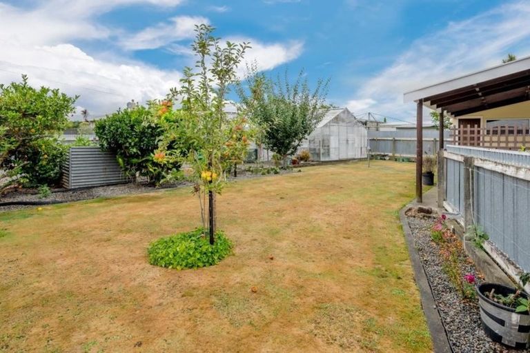 Photo of property in 6 Cobham Street, Levin, 5510