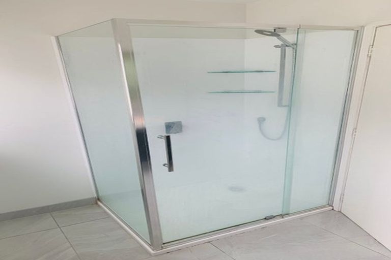 Photo of property in 37 Sharland Avenue, Manurewa, Auckland, 2102