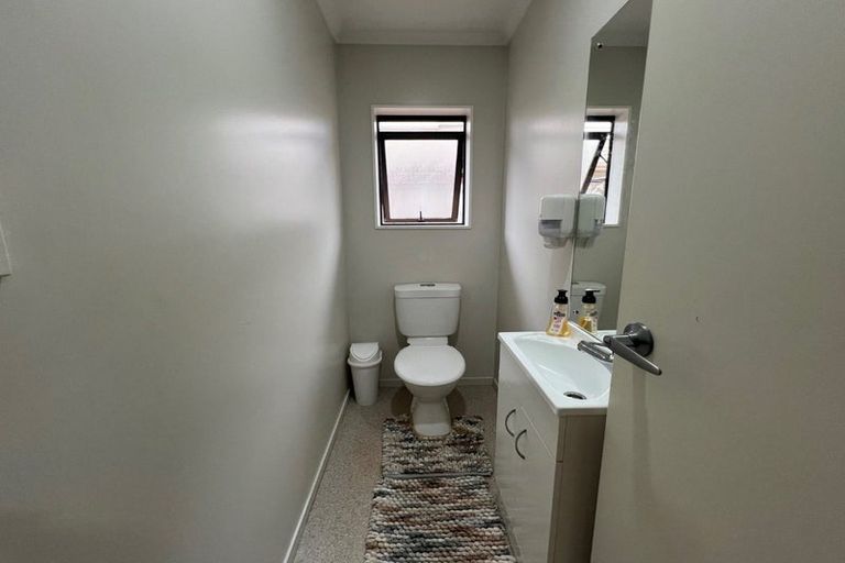 Photo of property in 8 Hansen Place, Takanini, 2112