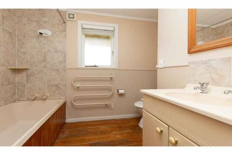 Photo of property in 6 Sundown Avenue, Manly, Whangaparaoa, 0930