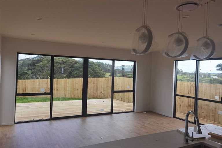 Photo of property in 33 Biokovo Street, Massey, 0614