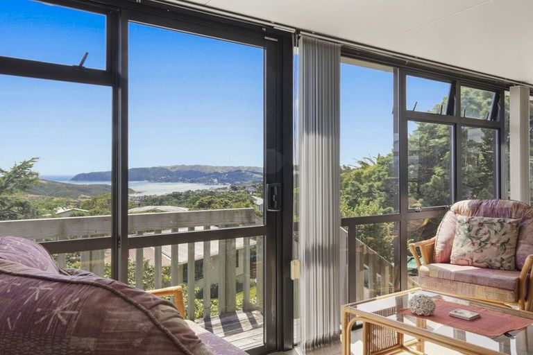 Photo of property in 107 Conclusion Street, Ascot Park, Porirua, 5024