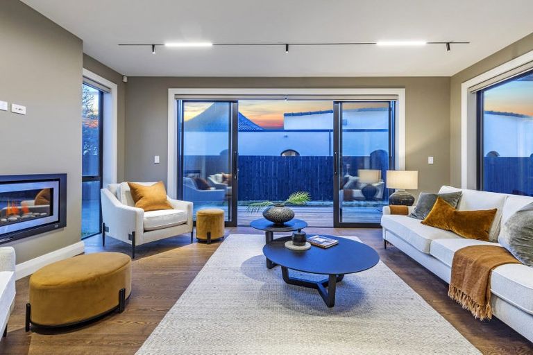 Photo of property in 1a Tiri Road, Takapuna, Auckland, 0620