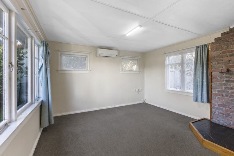 Photo of property in 275 Coronation Avenue, Welbourn, New Plymouth, 4310