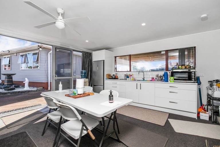 Photo of property in 85 Otara Road, Otara, Auckland, 2023