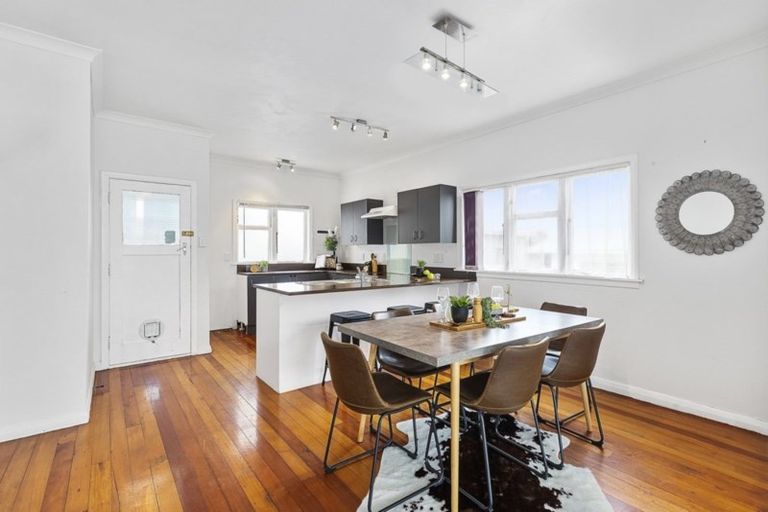 Photo of property in 3 Mako View, Titahi Bay, Porirua, 5022