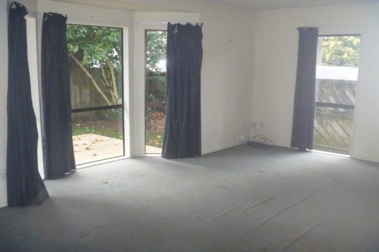 Photo of property in 2/65 Marne Road, Papakura, 2110