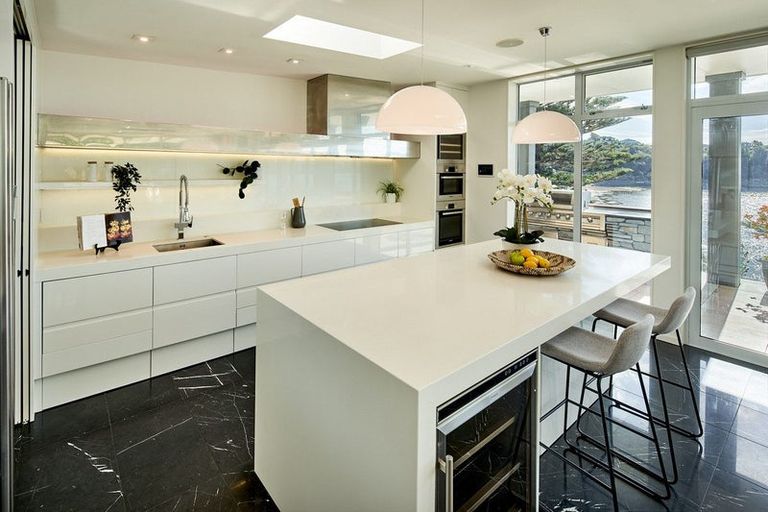 Photo of property in 300b Paremata Road, Whitby, Porirua, 5381