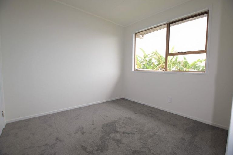 Photo of property in 5a Sena Place, Clover Park, Auckland, 2019