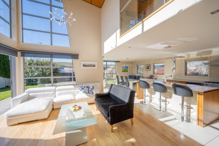 Photo of property in 28 Chandler Crescent, Clyde, 9330