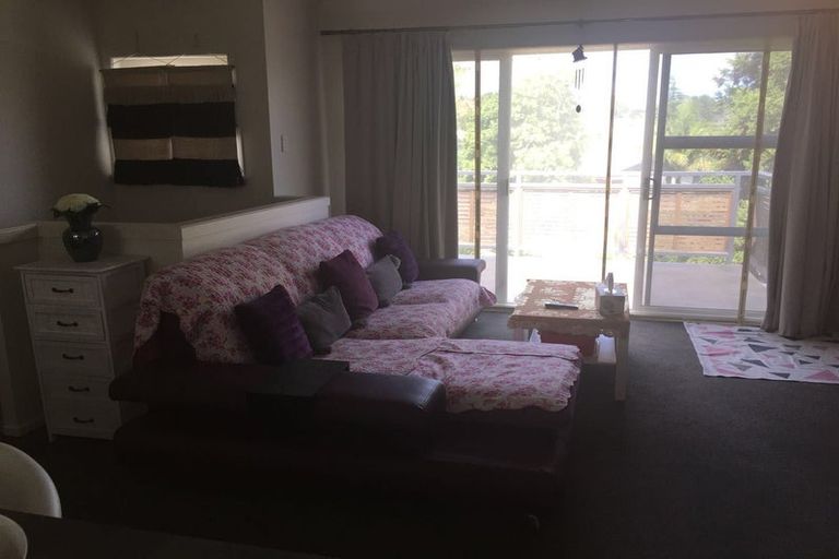 Photo of property in 62 Stott Avenue, Birkdale, Auckland, 0626