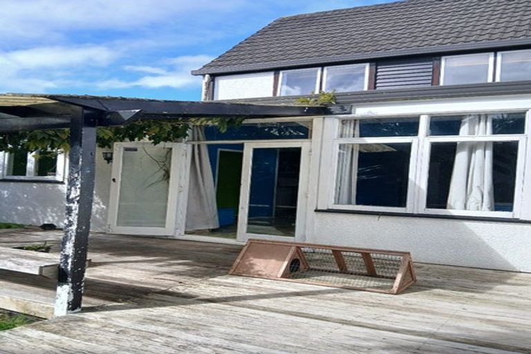 Photo of property in 2/64 Park Avenue, Papatoetoe, Auckland, 2025