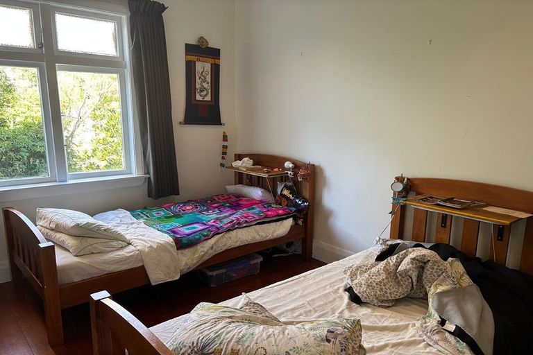 Photo of property in 29 Melrose Road, Island Bay, Wellington, 6023