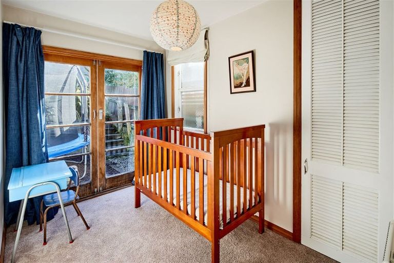 Photo of property in 314 Muritai Road, Eastbourne, Lower Hutt, 5013