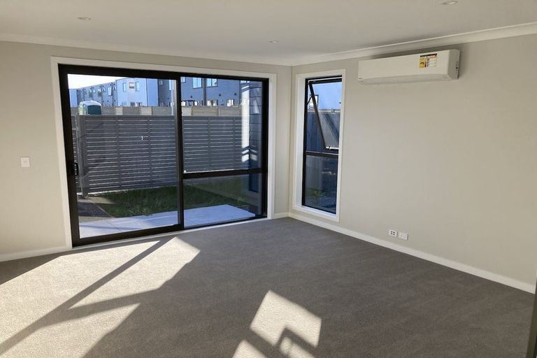 Photo of property in 43 Harewood Street, Whenuapai, Auckland, 0618