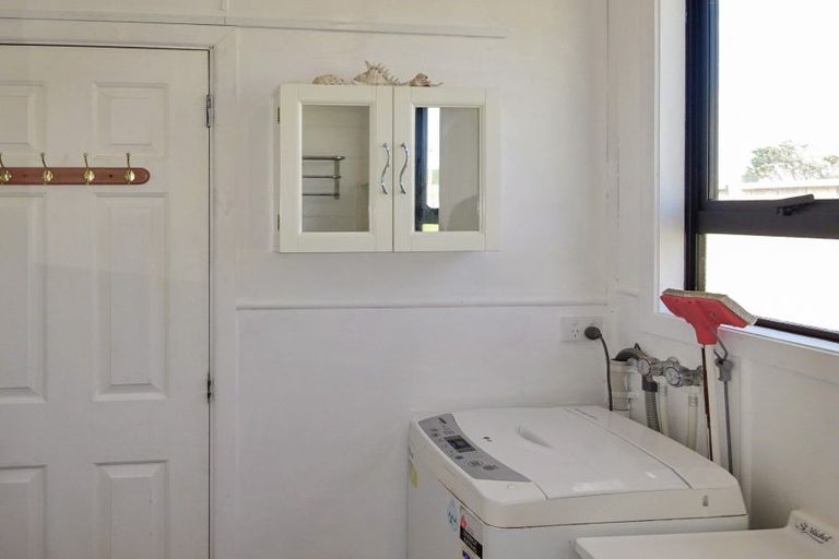 Photo of property in 4/2-4 Himatangi Street, Himatangi Beach, Foxton, 4891