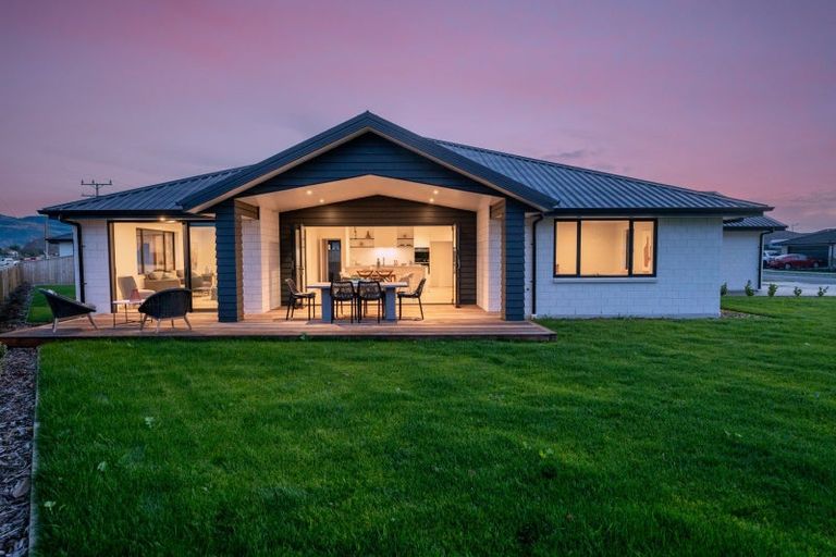 Photo of property in 55 Oakdale Grove, Richmond, 7020