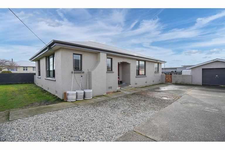 Photo of property in 64 Price Street, Grasmere, Invercargill, 9810
