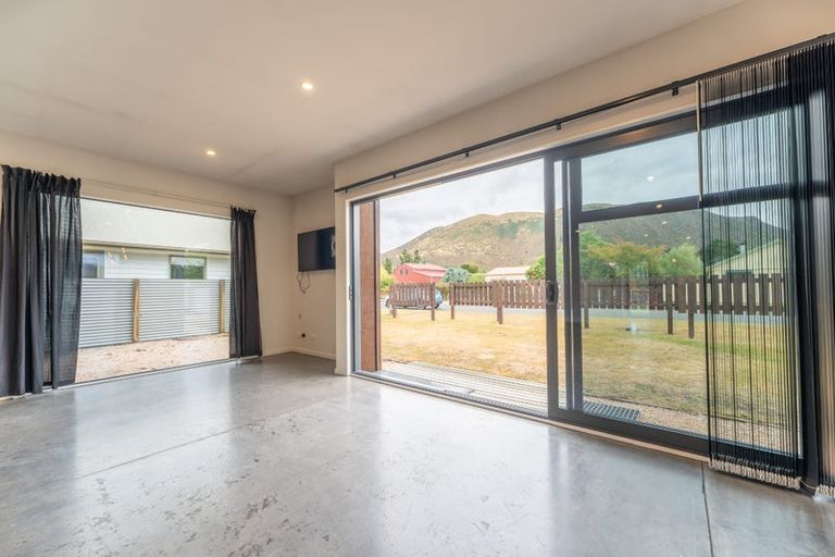 Photo of property in 41 Freyberg Avenue, Kurow, 9435