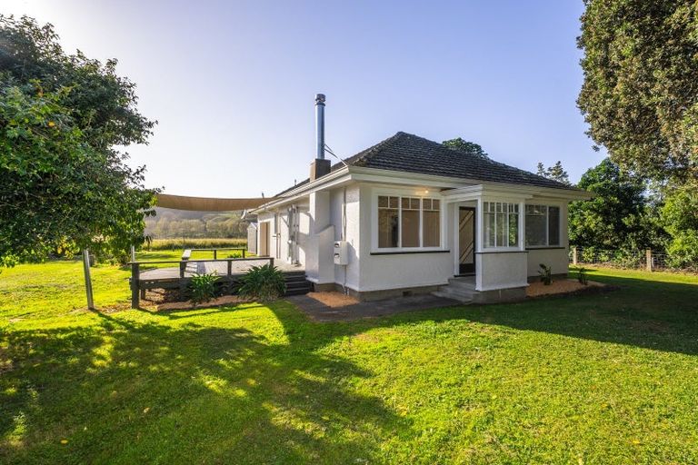 Photo of property in 3 Nicks Head Station Road, Muriwai, Gisborne, 4072