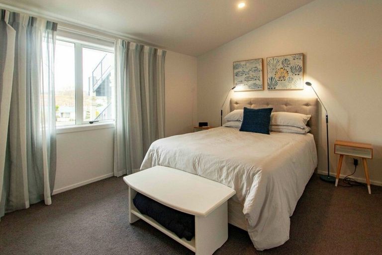 Photo of property in 451 Marine Parade, Napier South, Napier, 4110