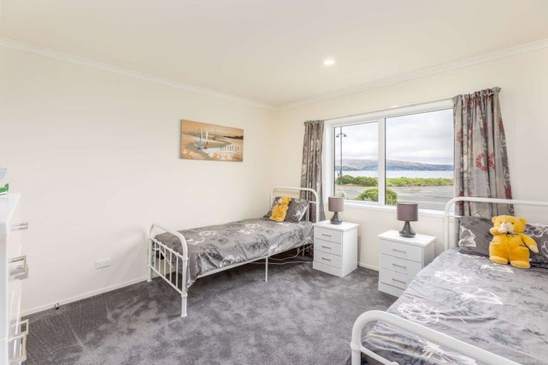 Photo of property in 409 Estuary Road, South New Brighton, Christchurch, 8062