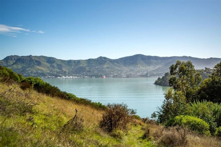 Photo of property in 10 Kaioruru Lane, Charteris Bay, Governors Bay, 8971
