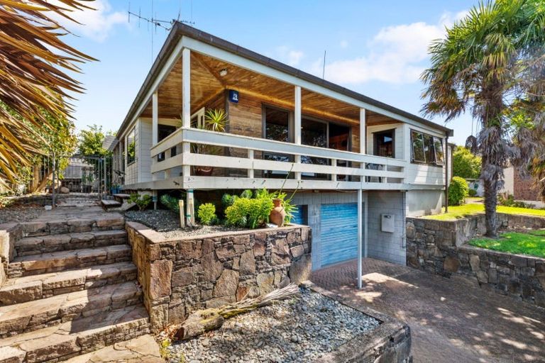 Photo of property in 38 Endeavour Avenue, Welcome Bay, Tauranga, 3112