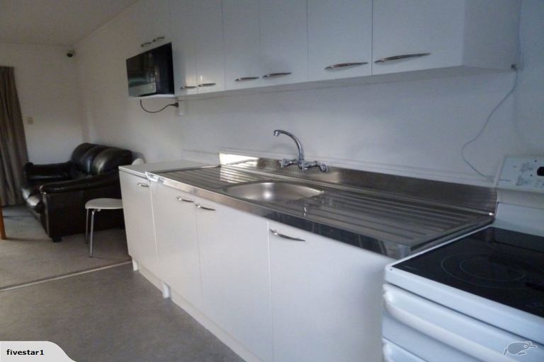 Photo of property in 5/40 Latham Avenue, Pakuranga, Auckland, 2010