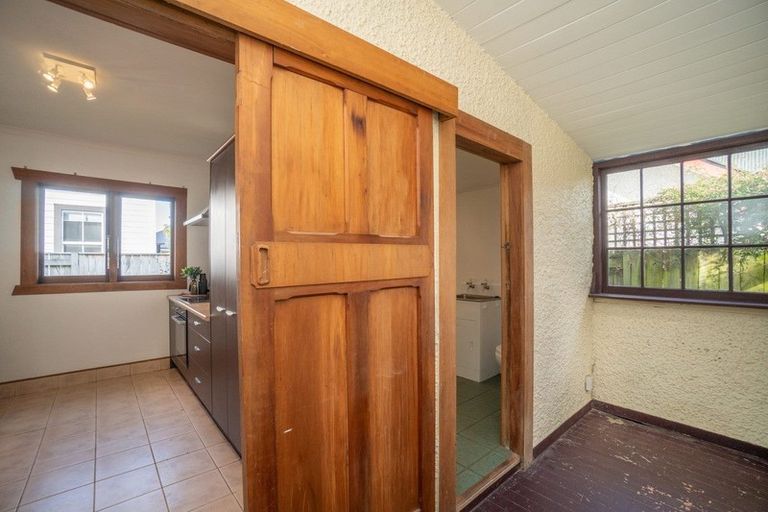 Photo of property in 21 Alfred Street, Roslyn, Palmerston North, 4414