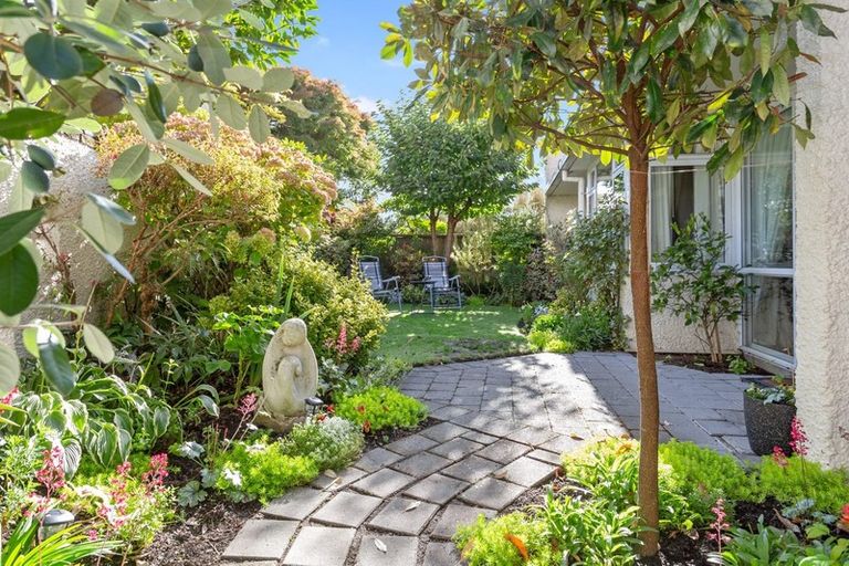 Photo of property in 13/24 Mansfield Avenue, St Albans, Christchurch, 8014