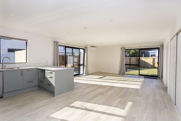Photo of property in 1/31 Clyde Road, Ilam, Christchurch, 8041