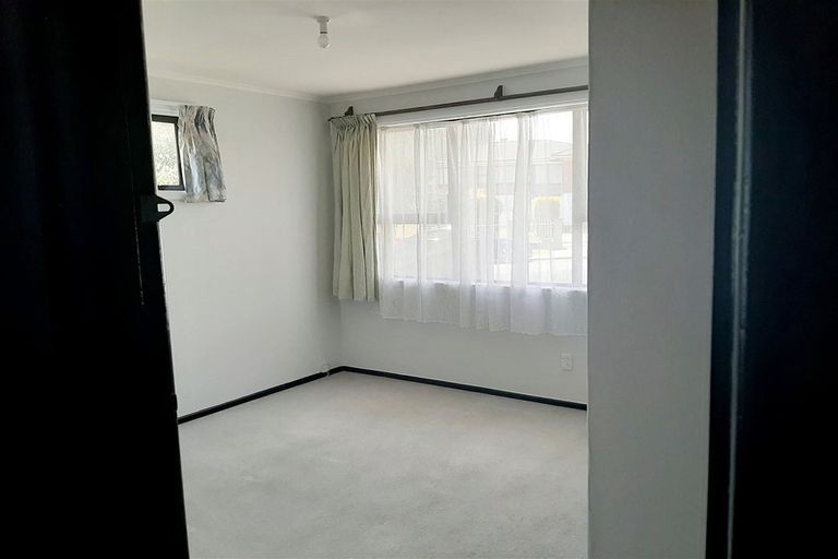 Photo of property in 14 Mccullough Avenue, Papatoetoe, Auckland, 2025