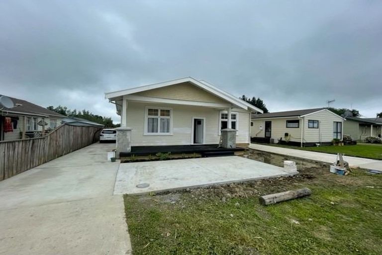 Photo of property in 12 Vera Street, Marton, 4710