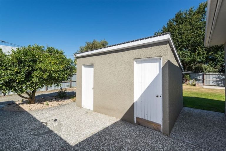 Photo of property in 12 Pound Street, Amberley, 7410