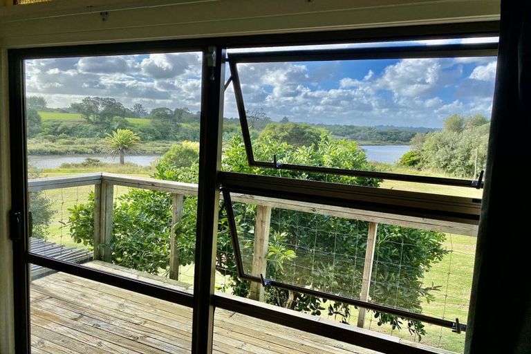 Photo of property in 17 Clarks Lane, Hobsonville, Auckland, 0618