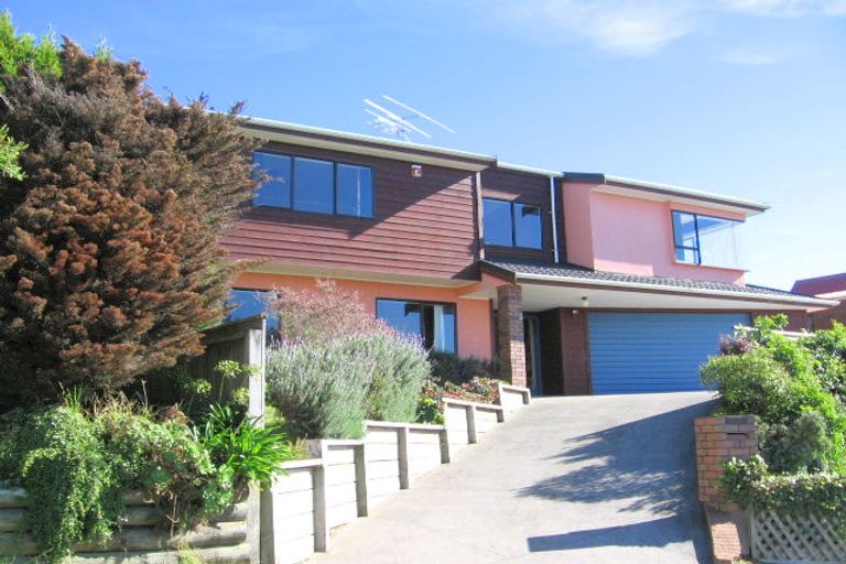 Photo of property in 53 Nalanda Crescent, Broadmeadows, Wellington, 6035