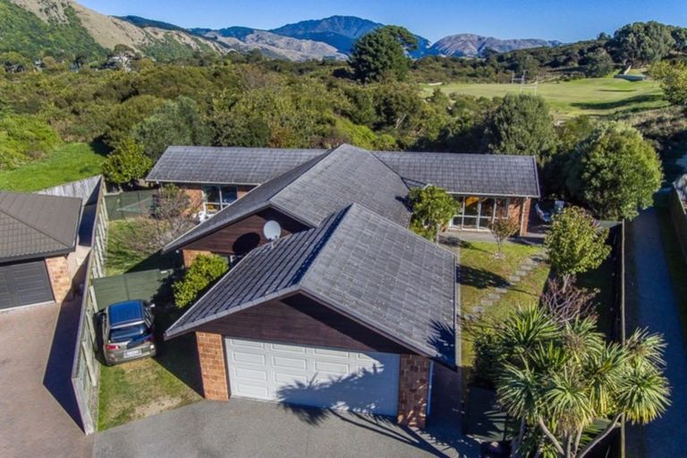 Photo of property in 25 Sams Way, Raumati South, Paraparaumu, 5032