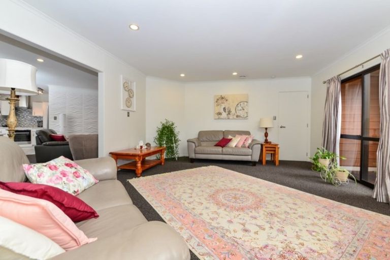 Photo of property in 4 Landell Place, Harrowfield, Hamilton, 3210