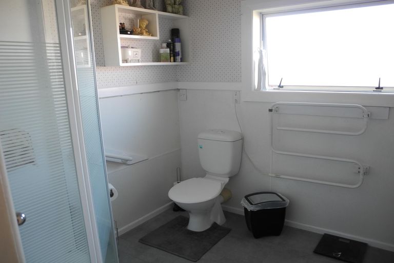 Photo of property in 43 Harris Street, Waimate, 7924